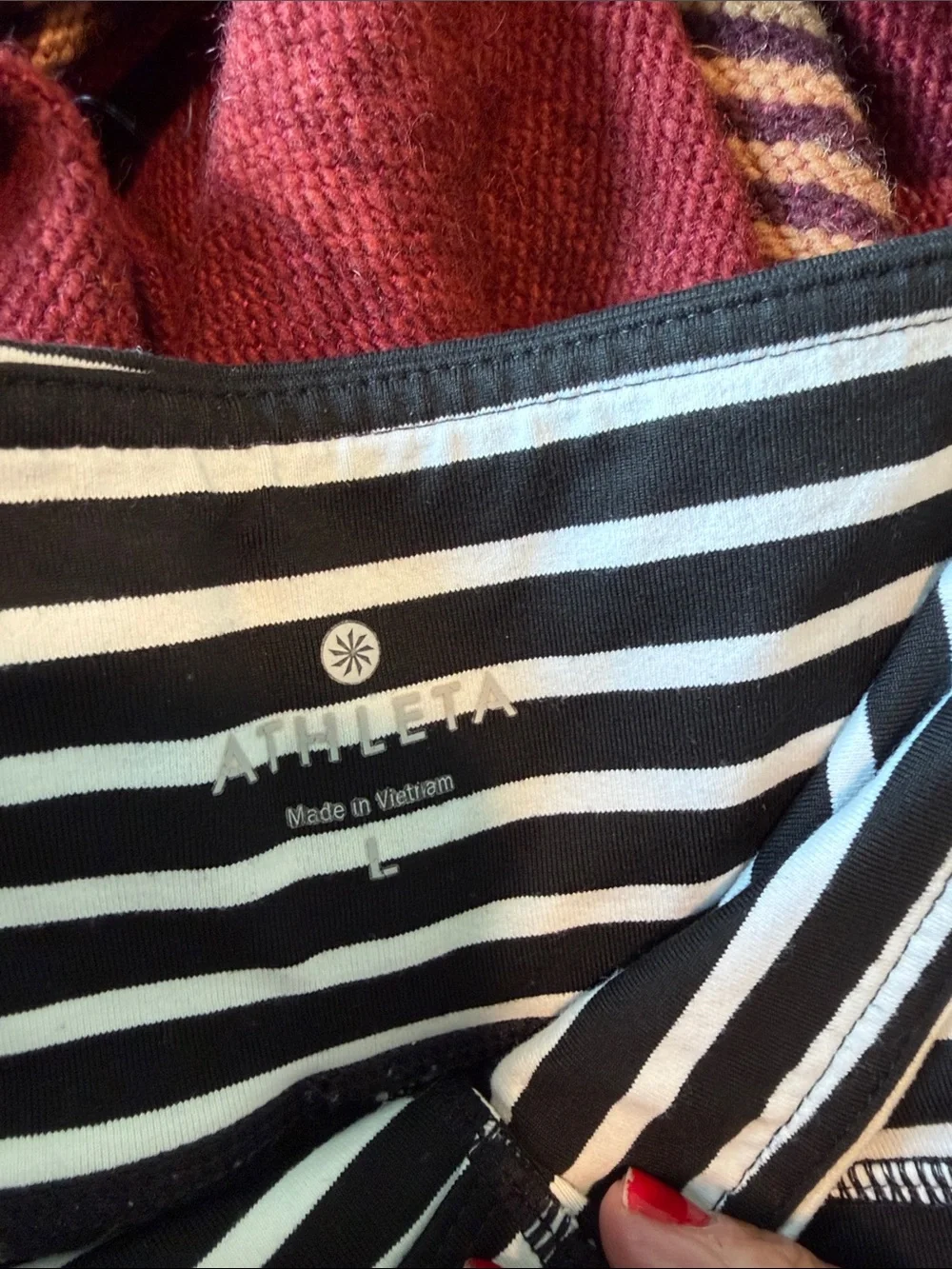 Athleta black white